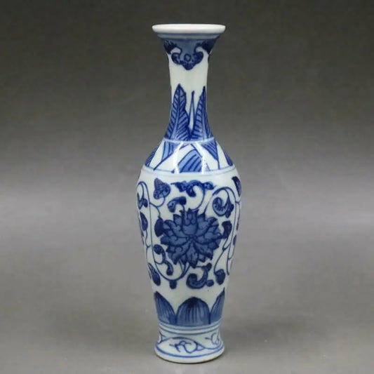 Blue and White Porcelain Flower Design Vase 5.9 inch Small Decoration Ornaments
